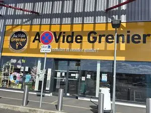 Au Vide Grenier Thorigny sur Marne