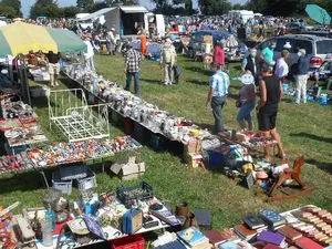 vide grenier brocante de bellou