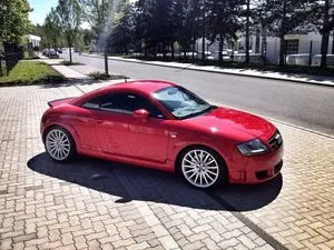 AUDI TT FRENCH