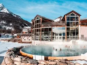 Les Grands Bains du Monêtier