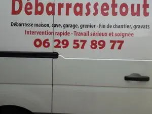 Débarrasse tout