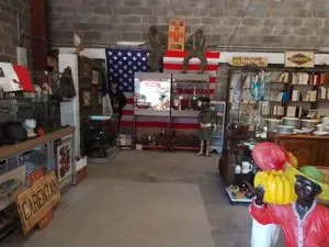 Débarras , brocante lechiffonnierdieppe la brocante des chiffonniers