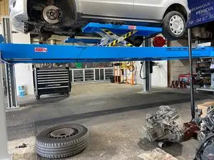 PEUGEOT - GARAGE GRILHOT