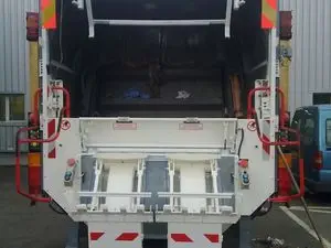 AOM Services