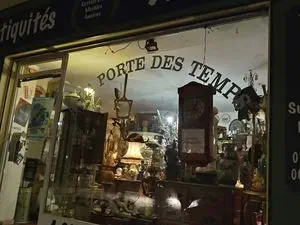 A la Porte des Temps