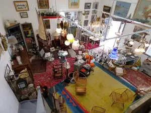 LES VOLETS BLEUS, antiquités et brocante, achat et vente