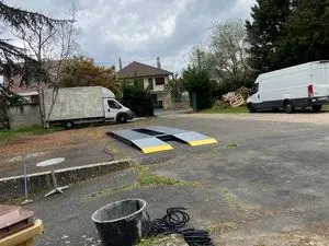 FRANCE DECHETTERIE, Groupe FD RECYCLAGE Lisses, ESSONNE 91 Centre de tri pour professionnels, location de bennes