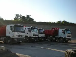 Transport benne et garage poids lourds Ville Père et Fils