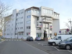 Mairie de Savigny-le-Temple