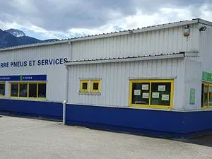 Point S - Saint-Laurent-du-Pont (Carre Pneus et Services)