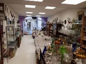 LA GROTTE DU VERRE
