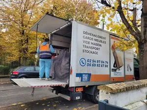 Déménageur Transbay - Garde Meubles Blois : Service d’emballage Cartons de déménagement Orleans Vendôme Loir-et-Cher