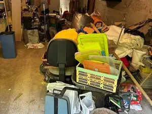 SR MULTISERVICES entreprise débarras déblaiement encombrants maison grenier chantier syndrome Diogène Haute-Vienne 87 Limoges