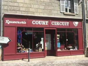Ressourcerie Court-circuit - La boutique