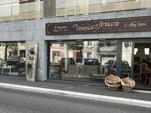 Vintage Atelier