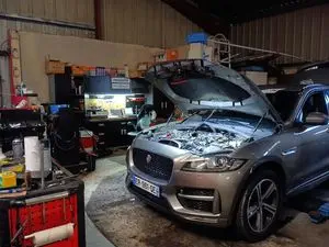 WLD GARAGE 33