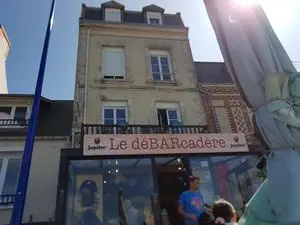 Le DéBARcadère