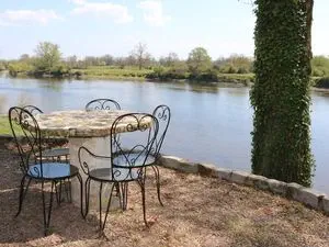 La Guinguette - Gîte en bord de Loire - la Motte Saint Jean - le PAL